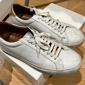 Gently worn Givenchy Mens sneaker white Urban Street 9 EU 41
